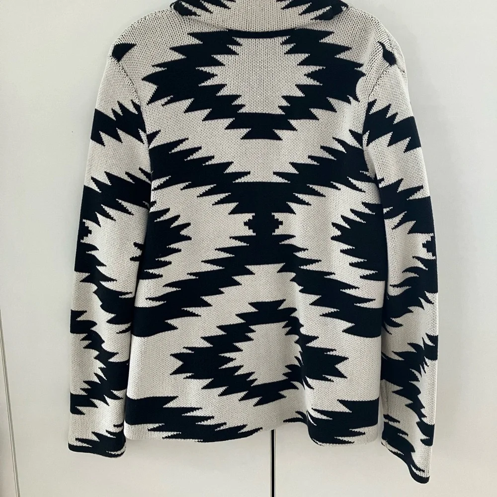 Chaps Jacket Women’s XL Black White Aztec Print Cardigan Knit Sweater Cotton. - Picture 2 of 4